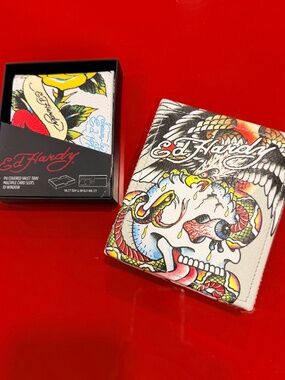 Ed Hardy wallet & valet tray